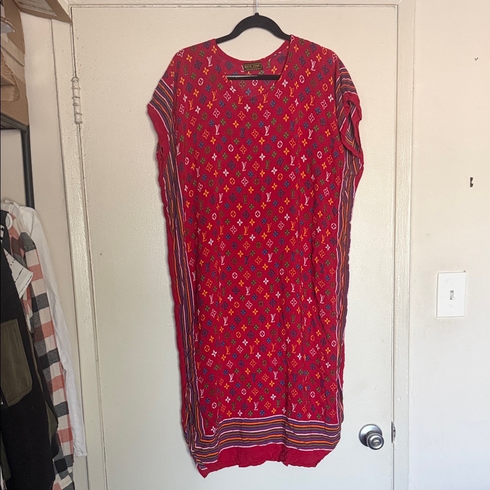 Red Patterned M Midi Dress with Multicolor Motif